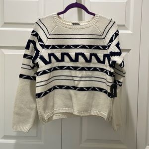 Cream chunky knit sweater w/ navy/black geometric pattern